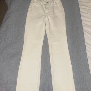 Universal Thread Women's Off-White Straight Leg Jeans